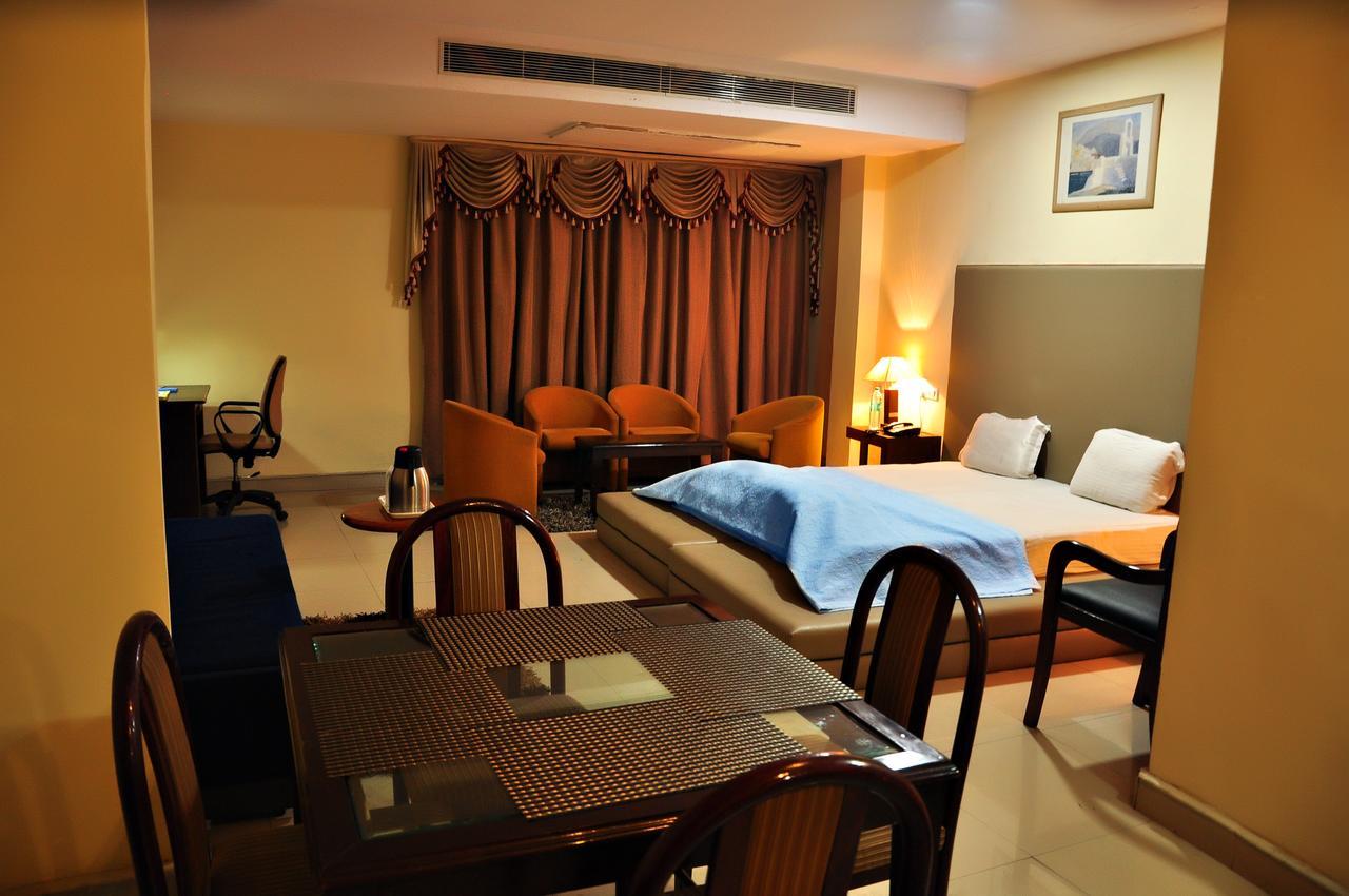 Hotel Unite Pathankot Exterior photo