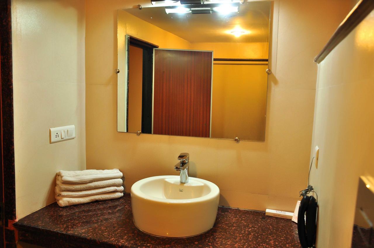 Hotel Unite Pathankot Exterior photo
